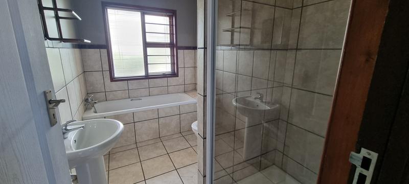 3 Bedroom Property for Sale in Reebok Western Cape
